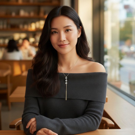 Kotak Mother Of Pearl Gold Necklace