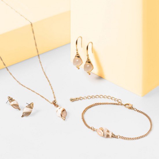 Caracola Gold Hook Earrings